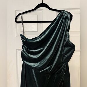 Anne Klein Pine Forest Dark Green Velvet One-Shoulder Jumpsuit 14